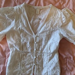 Gorgeous white lace top